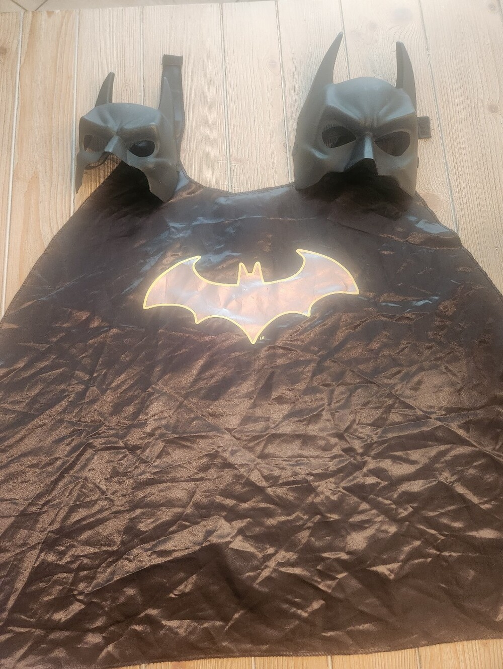 Kids DC Black Batman Cape and Mask Set with Yellow Bat Emblem